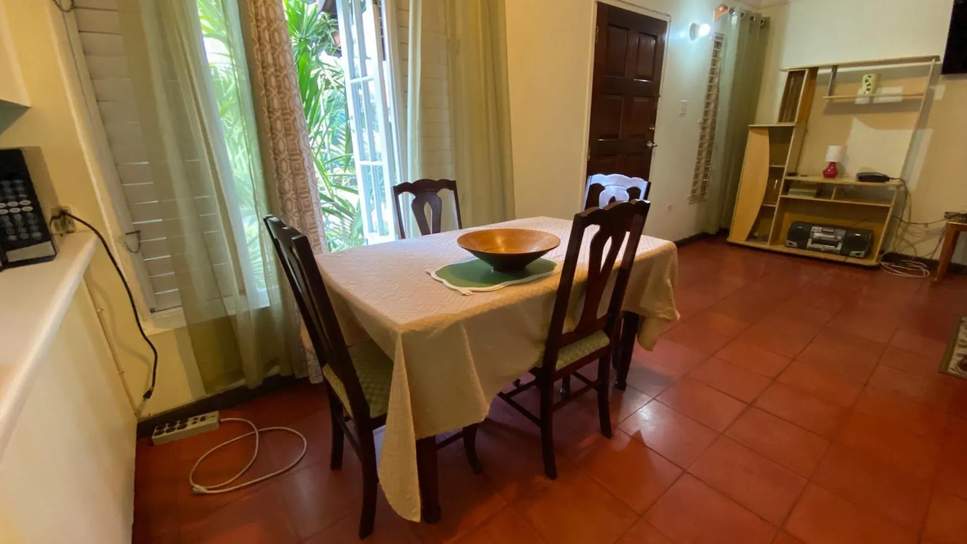 Apartment Finest Accommodation Renfrew Place Apt # 37 4--12 Renfrew Place New Kgn Kingston Jamaica
