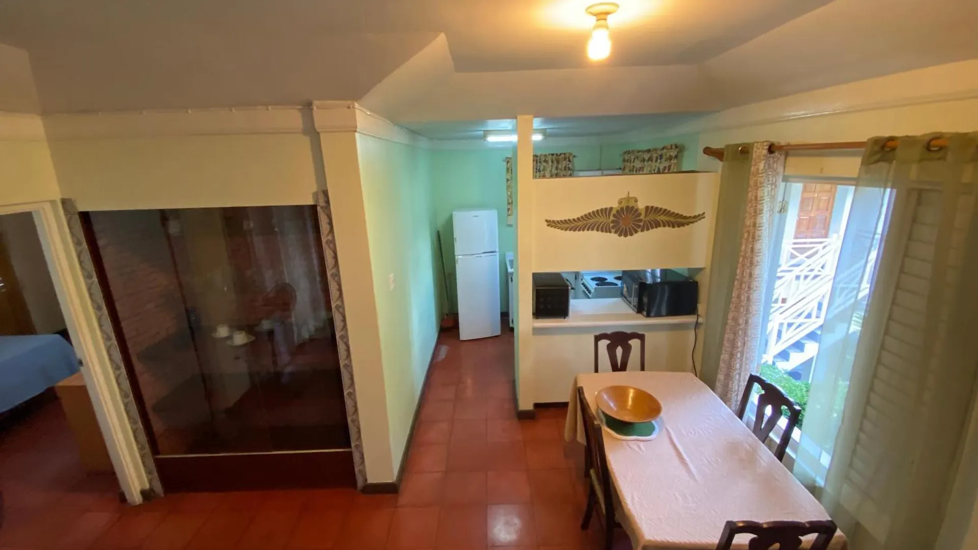 Finest Accommodation Renfrew Place Apt # 37 4--12 Renfrew Place New Kgn Kingston